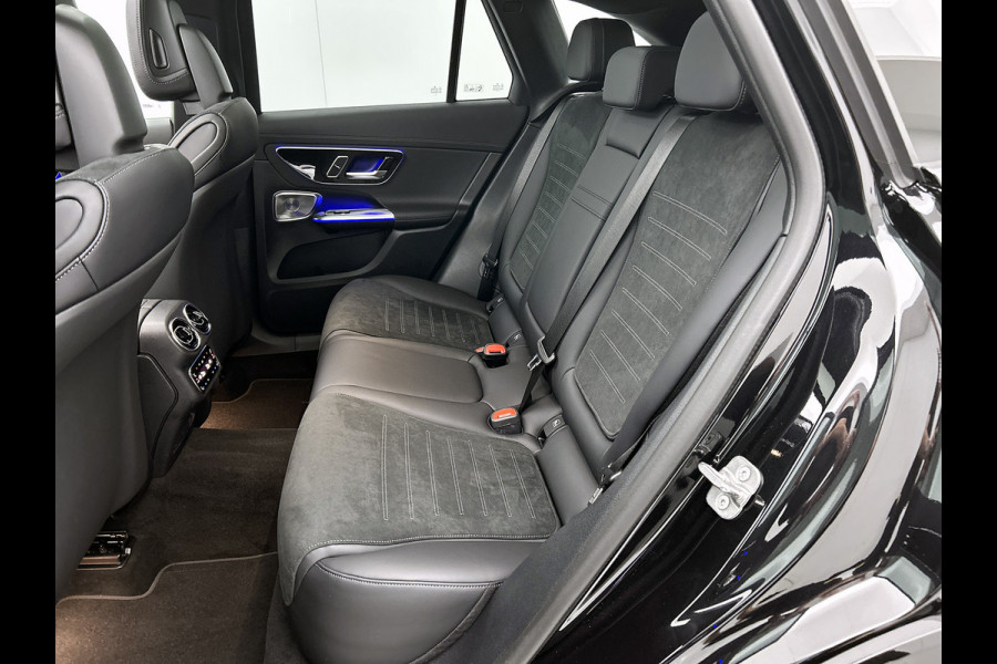 Mercedes-Benz GLC 400e 4MATIC Business Solution AMG | Premium Plus | Winterpakket | Nightpakket | Rijassistentiepakket Plus | Trekhaak | 360° camera | Aanhangwagenassistent | Treeplanken in aluminiumlook | Dash cam | Burmester® 3D surround sound systeem | Panoramaschuifdak | 20" multispaaks lichtmetalen AMG velgen |