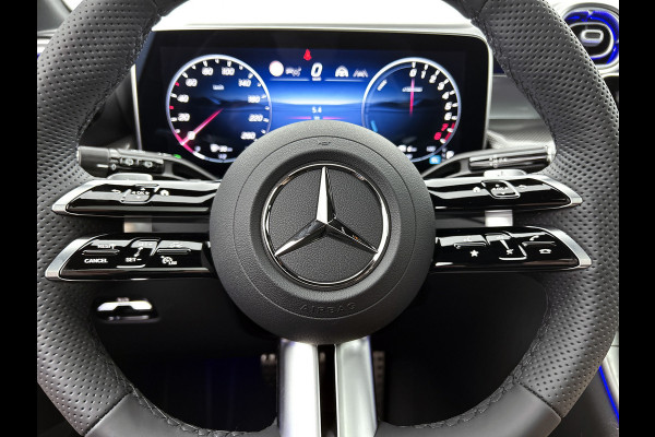 Mercedes-Benz GLC 400e 4MATIC Business Solution AMG | Premium Plus | Winterpakket | Nightpakket | Rijassistentiepakket Plus | Trekhaak | 360° camera | Aanhangwagenassistent | Treeplanken in aluminiumlook | Dash cam | Burmester® 3D surround sound systeem | Panoramaschuifdak | 20" multispaaks lichtmetalen AMG velgen |