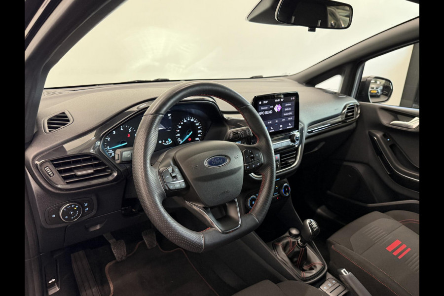 Ford Fiesta 1.0 EcoBoost Hybrid ST-Line Facelift! Climate Control Navigatie Carplay PDC + Camera Achter LM Velgen 17" Full LED Keyless Stoel/Stuurwielverwarming