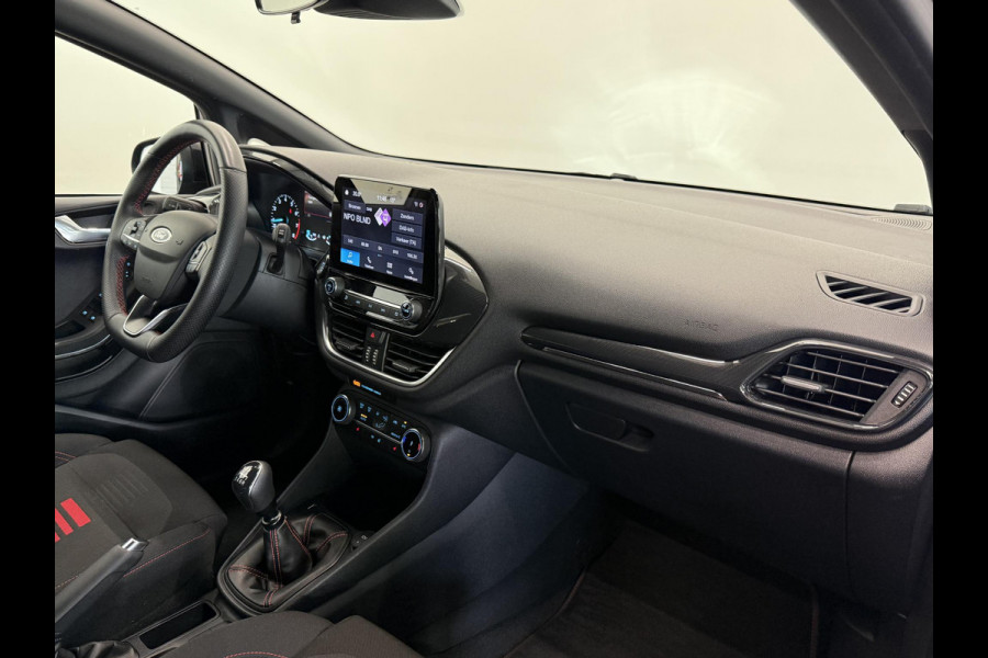 Ford Fiesta 1.0 EcoBoost Hybrid ST-Line Facelift! Climate Control Navigatie Carplay PDC + Camera Achter LM Velgen 17" Full LED Keyless Stoel/Stuurwielverwarming