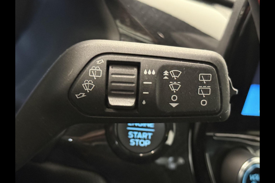 Ford Fiesta 1.0 EcoBoost Hybrid ST-Line Facelift! Climate Control Navigatie Carplay PDC + Camera Achter LM Velgen 17" Full LED Keyless Stoel/Stuurwielverwarming