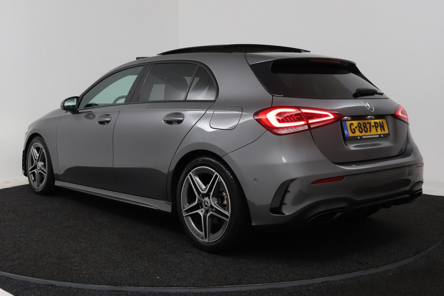 Mercedes-Benz A-Klasse 180 Business Solution AMG (PANORAMADAK, STOELVERWARMING, SFEERVERLICHTING, CAMERA, BURMEISTER)