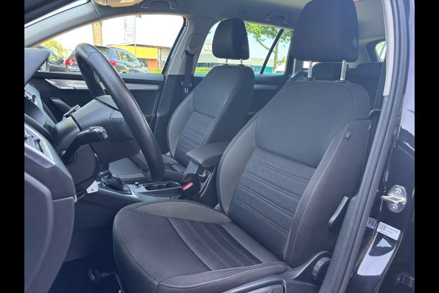 Škoda Octavia Combi 1.0 TSI Greentech Ambition Business | Automaat | Apple Carplay | Achterruitrijcamera | Navi
