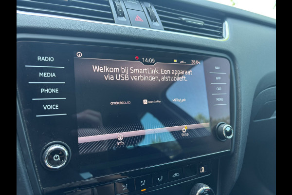 Škoda Octavia Combi 1.0 TSI Greentech Ambition Business | Automaat | Apple Carplay | Achterruitrijcamera | Navi