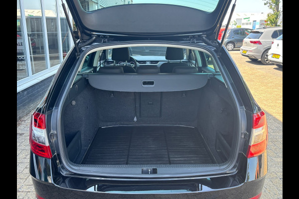 Škoda Octavia Combi 1.0 TSI Greentech Ambition Business | Automaat | Apple Carplay | Achterruitrijcamera | Navi