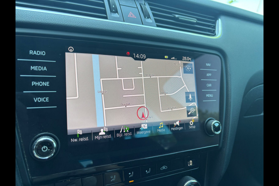 Škoda Octavia Combi 1.0 TSI Greentech Ambition Business | Automaat | Apple Carplay | Achterruitrijcamera | Navi