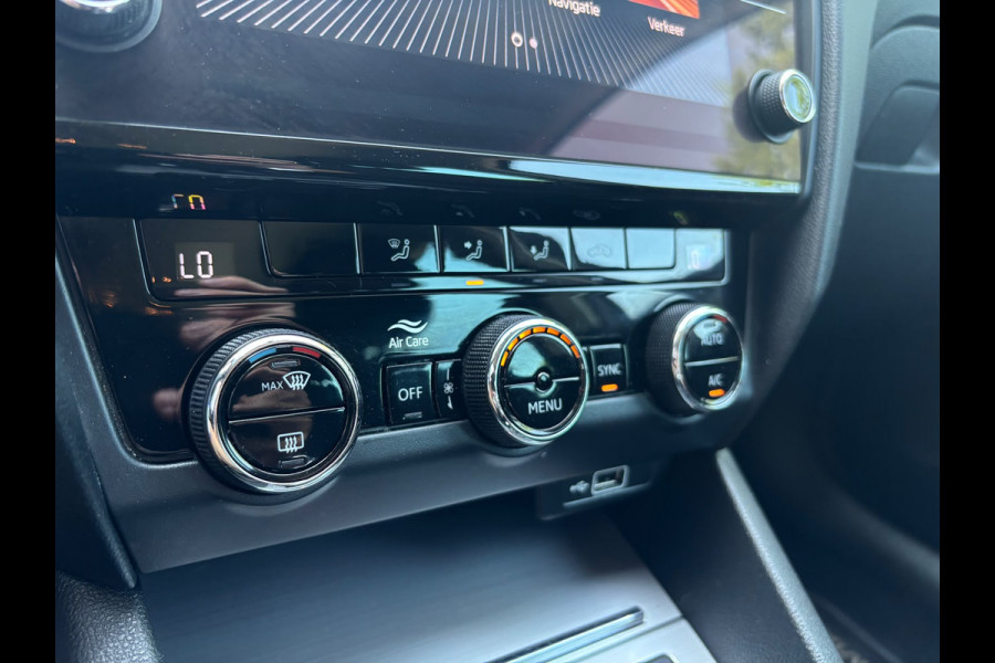 Škoda Octavia Combi 1.0 TSI Greentech Ambition Business | Automaat | Apple Carplay | Achterruitrijcamera | Navi