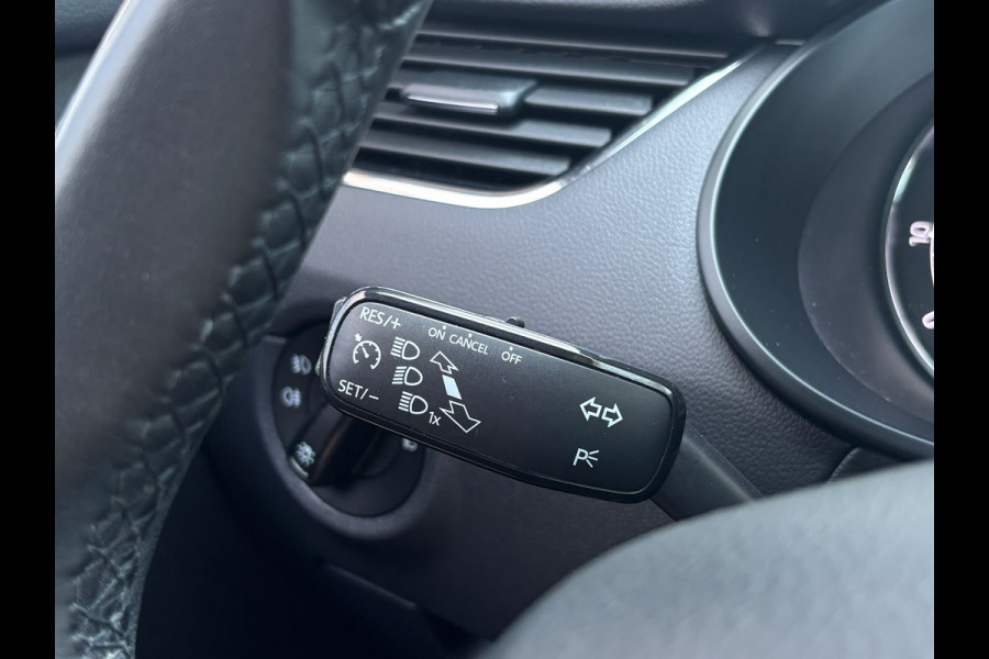 Škoda Octavia Combi 1.0 TSI Greentech Ambition Business | Automaat | Apple Carplay | Achterruitrijcamera | Navi