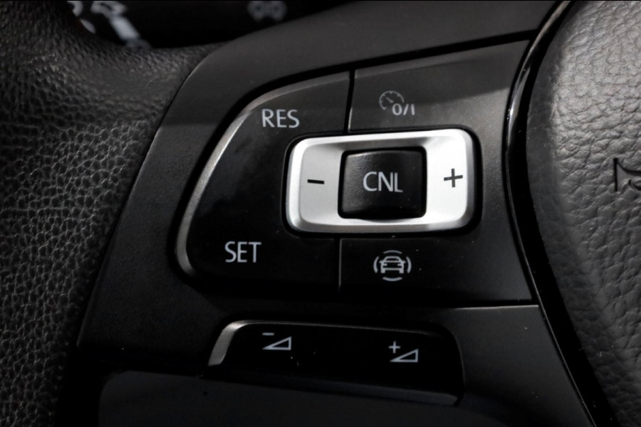 Volkswagen Crafter 35 2.0 TDI 140pk L3H3 (L2H2) Comfortline Airco/Camera/Carplay 12-2023