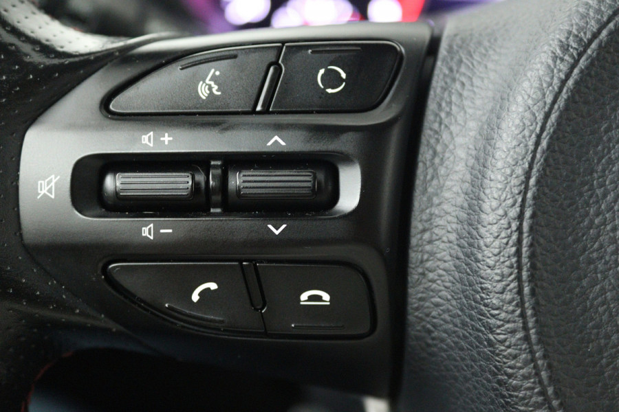 Kia Picanto 1.0 T-GDI GT-Line (STOEL/STUUR VERWARMING, NAVIGATIE, CAMERA, CRUISE CONTROL, PARKEERSENSOREN)