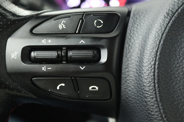 Kia Picanto 1.0 T-GDI GT-Line (STOEL/STUUR VERWARMING, NAVIGATIE, CAMERA, CRUISE CONTROL, PARKEERSENSOREN)