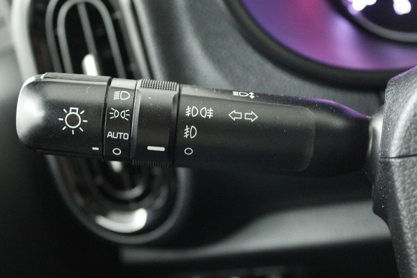 Kia Picanto 1.0 T-GDI GT-Line (STOEL/STUUR VERWARMING, NAVIGATIE, CAMERA, CRUISE CONTROL, PARKEERSENSOREN)