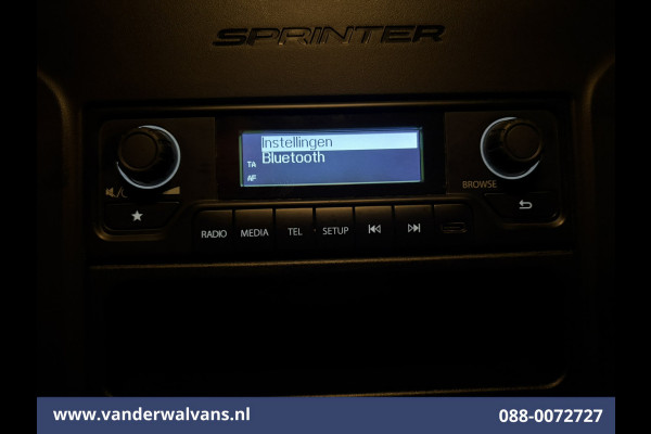 Mercedes-Benz Sprinter 317 CDI 170pk L3H2 Euro6 Airco | 2800kg Trekhaak | Bijrijdersbank Bluetooth telefoonvoorbereiding
