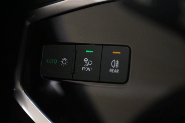 Audi Q3 Sportback 45 TFSI e S Edition 3X S-Line /PANO/CARPLAY/KEYLES/STOELV/BOMVOL