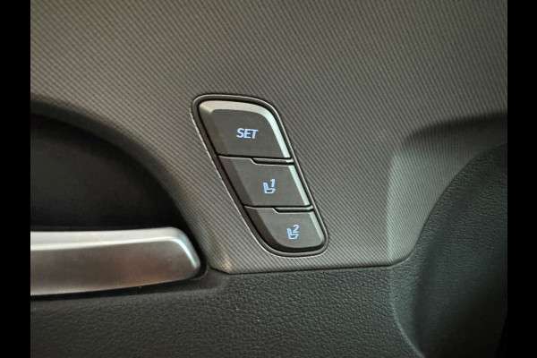 Hyundai Santa Fe 1.6 T-GDI PHEV Premium Plus Sky 7p. Pano|Dodehoek|Keyless|Stoelventilatie