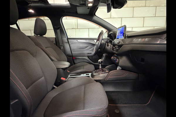 Ford Focus 1.0 EcoBoost ST-Line|Pano|Camera|CarPlay|Navi