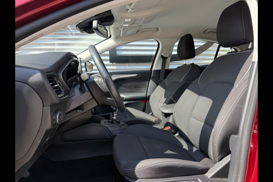 Ford Focus 1.0 EcoBoost Titanium Business 2e Eigenaar|B&O|Adap Cruise|Stoel+Stuurverw|Clima|Carplay|Camera|Elek Ramen|PDC V+A|Navi|Trekhaak|N.A.P|APK tot 03-2028
