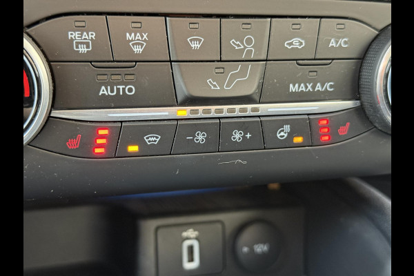 Ford Focus 1.0 EcoBoost Titanium Business 2e Eigenaar|B&O|Adap Cruise|Stoel+Stuurverw|Clima|Carplay|Camera|Elek Ramen|PDC V+A|Navi|Trekhaak|N.A.P|APK tot 03-2028