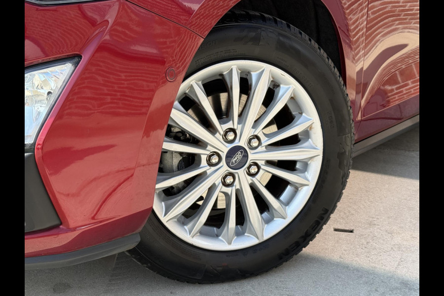 Ford Focus 1.0 EcoBoost Titanium Business 2e Eigenaar|B&O|Adap Cruise|Stoel+Stuurverw|Clima|Carplay|Camera|Elek Ramen|PDC V+A|Navi|Trekhaak|N.A.P|APK tot 03-2028