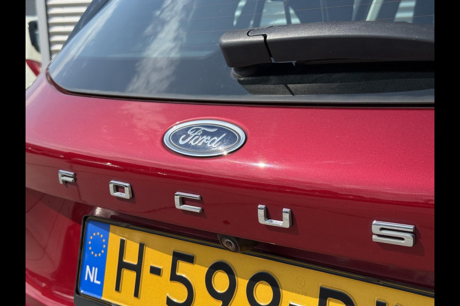 Ford Focus 1.0 EcoBoost Titanium Business 2e Eigenaar|B&O|Adap Cruise|Stoel+Stuurverw|Clima|Carplay|Camera|Elek Ramen|PDC V+A|Navi|Trekhaak|N.A.P|APK tot 03-2028