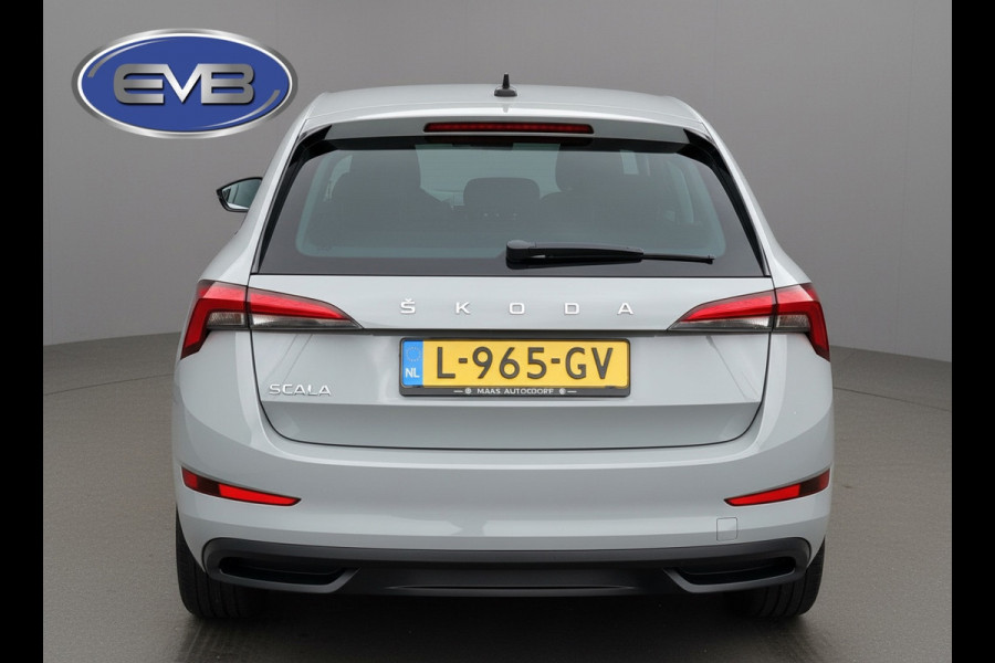 Škoda SCALA 1.0 TSI 110 pk Ambition, glazen panoramadak, cruise controle,1 e eigenaar, NL auto met nap