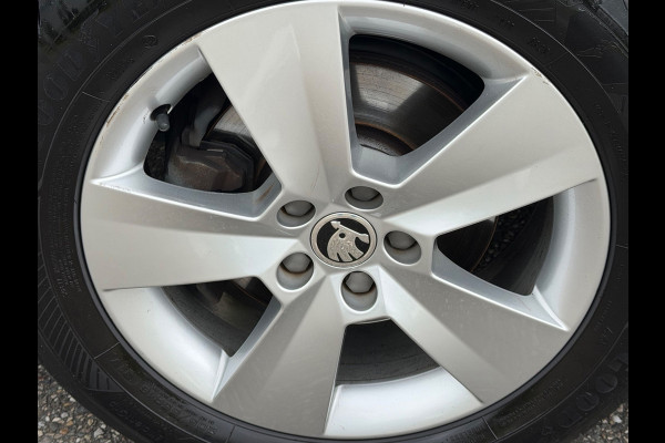 Škoda SCALA 1.0 TSI 110 pk Ambition, glazen panoramadak, cruise controle,1 e eigenaar, NL auto met nap