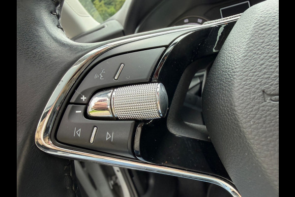 Škoda SCALA 1.0 TSI 110 pk Ambition, glazen panoramadak, cruise controle,1 e eigenaar, NL auto met nap