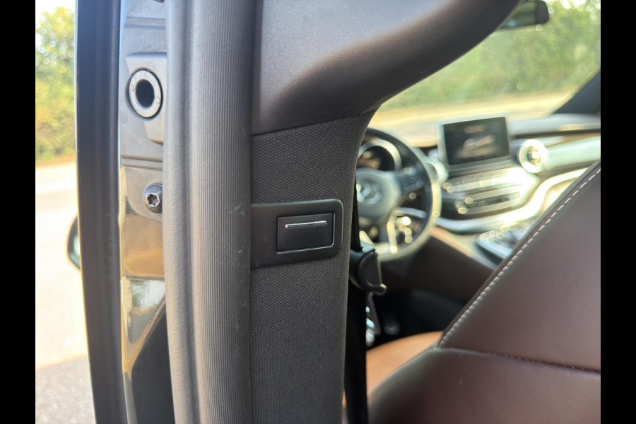 Mercedes-Benz V-Klasse 250d 4-MATIC Lang DC AMG Pano Stoelkoeling