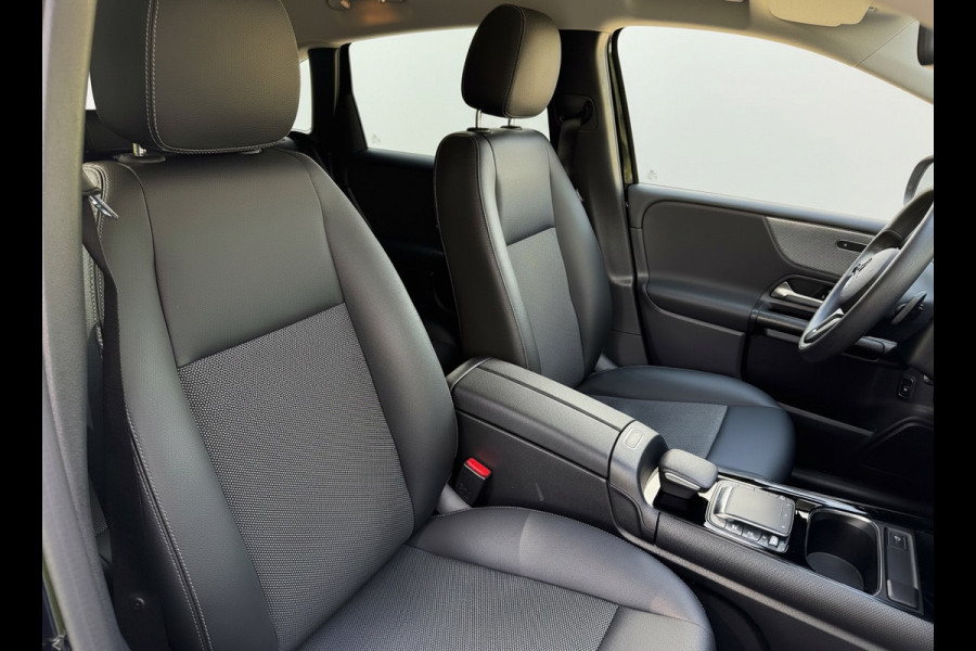 Mercedes-Benz B-Klasse 250 e AUTOMAAT, 47000 km, dealer onderhouden, 1/2 lederen interieur, stoelverwarming, parkeersensoren