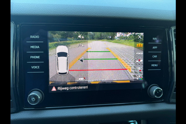 Škoda Kodiaq 1.5 TSI Sportline Business, achteruitrijcamera, digitaal cockpit,stoelverwarming, trekhaak, NL auto met nap