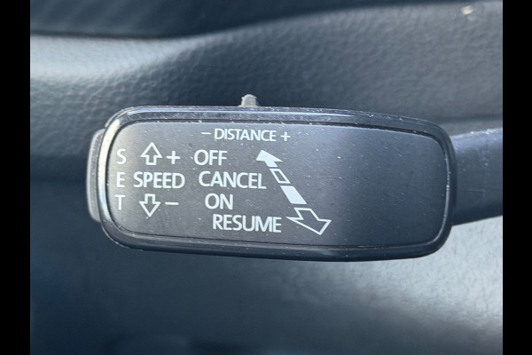 Škoda Kodiaq 1.5 TSI Sportline Business, achteruitrijcamera, digitaal cockpit,stoelverwarming, trekhaak, NL auto met nap