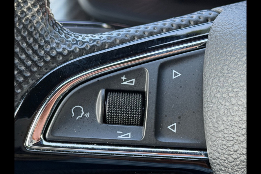 Škoda Kodiaq 1.5 TSI Sportline Business, achteruitrijcamera, digitaal cockpit,stoelverwarming, trekhaak, NL auto met nap