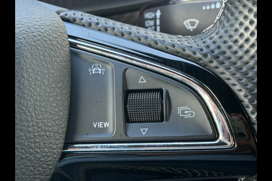 Škoda Kodiaq 1.5 TSI Sportline Business, achteruitrijcamera, digitaal cockpit,stoelverwarming, trekhaak, NL auto met nap