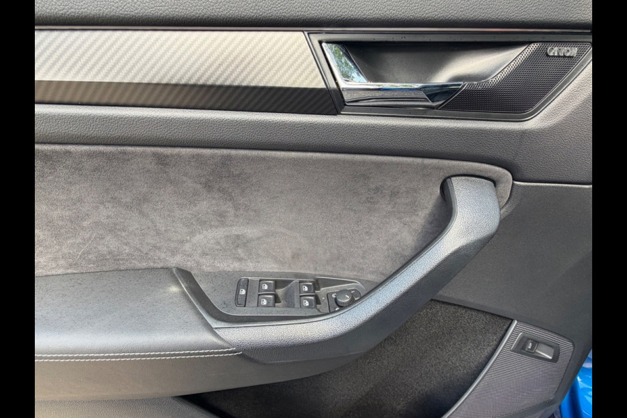 Škoda Kodiaq 1.5 TSI Sportline Business, achteruitrijcamera, digitaal cockpit,stoelverwarming, trekhaak, NL auto met nap