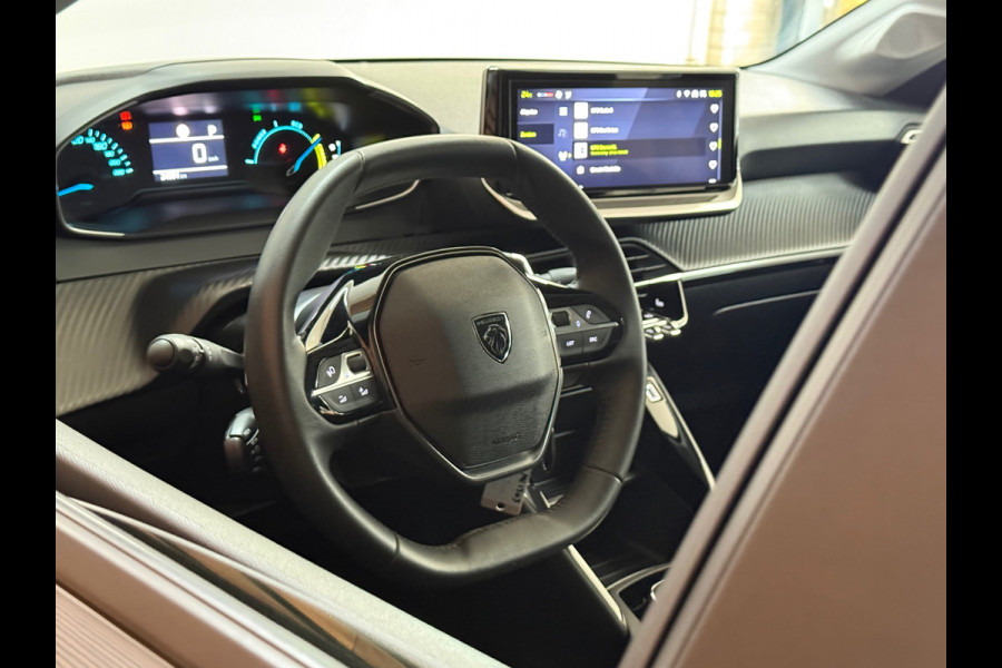 Peugeot 208 1.2 Hybrid 100 e-DCS6 Active | Sellenium Grey | Navi | Cruise Control | LED | CarPlay | PDC | Airco | Stoelverwarming