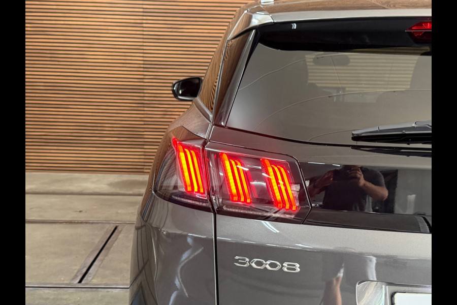 Peugeot 3008 1.2 PureTech Allure Pack | ACC | Keyless | Camera 180° | Trekhaak | Navi | Apple CarPlay & Android Auto | 18 Inch