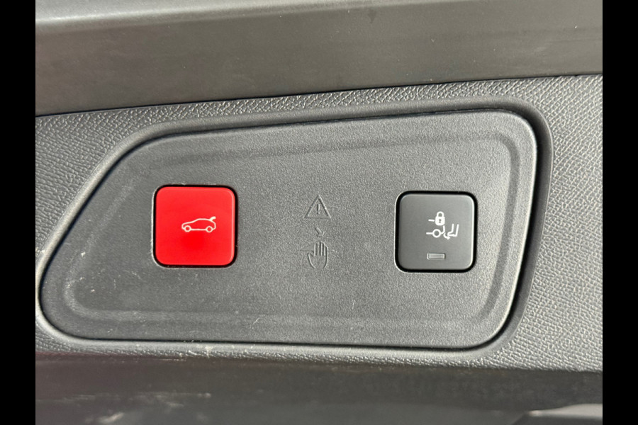 Peugeot 3008 1.2 PureTech Allure Pack | ACC | Keyless | Camera 180° | Trekhaak | Navi | Apple CarPlay & Android Auto | 18 Inch