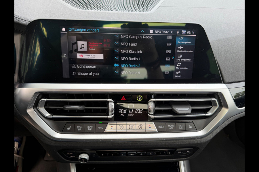 BMW 3-serie 330e High Executive M- Sport, panoramadak, lazer led, afn. Trekhaak 360 camera, headup display,,adaptief cruise,