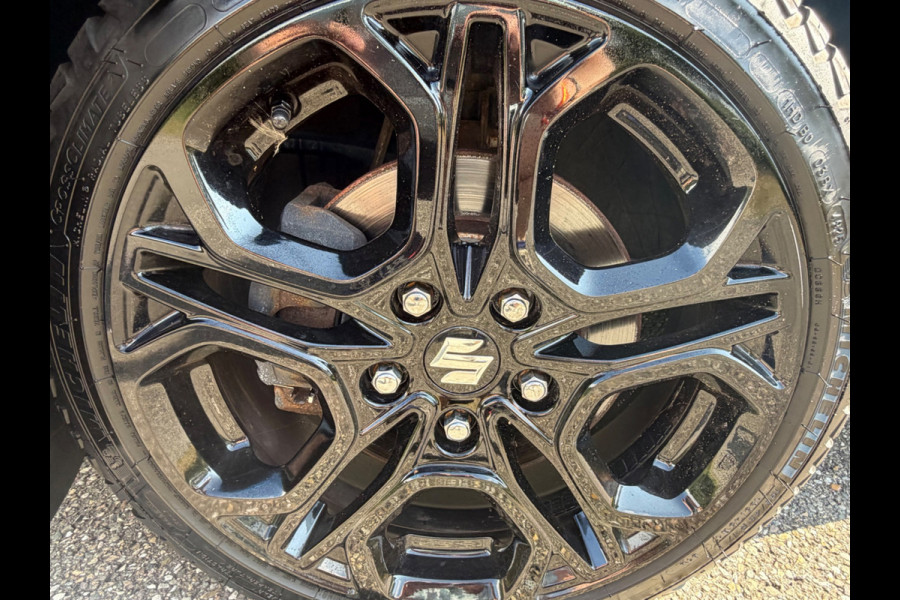 Suzuki Swift 1.4 Sport 140 pk LIMIT EDITION, achteruitrijcamera,1/2 lederen sportinterieur, climaat controle, 17 inch, carbon