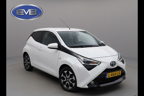 Toyota Aygo 1.0 VVT-i x-joy, achteruitrijcamera,carplay,dab, climaat controle, 1 e eigenaar, NL auto met nationale auto pas
