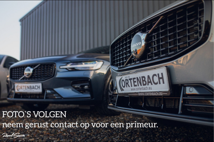 Volvo XC60 2.0 T8 Plug-in hybrid AWD R-Design | Luchtvering | Zwenkbare trekhaak | Panorama dak | Memory | Harman Kardon |