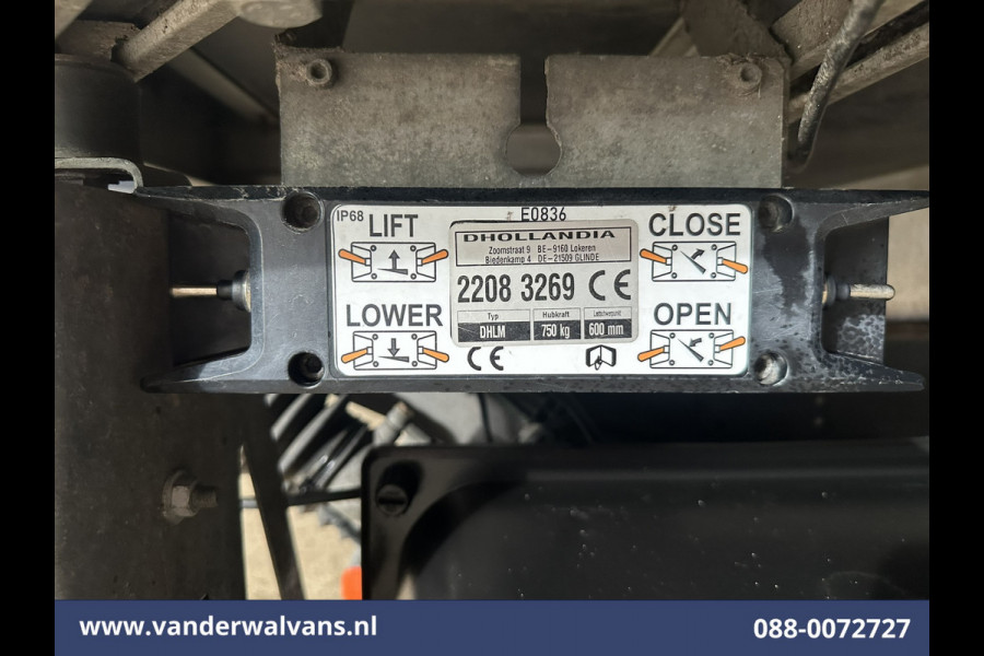 Ford Transit 2.0 TDCI 130pk Bakwagen Laadklep Euro6 Airco | Cruisecontrol | Verwarmde Voorruit | 1040 kg laadvermogen Bijrijdersbank
