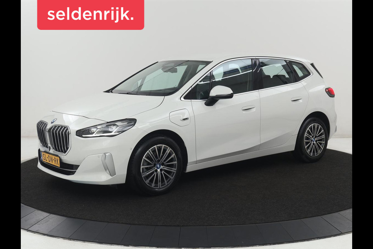 BMW 2 Serie 225 e xDrive Luxury Line | SOH 91,6% | Leder | Carplay | Navigatie | Sfeerverlichting | Cruise control | Climate control | Camera | Park assist |