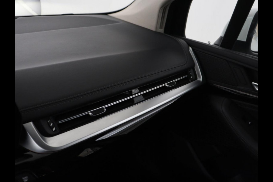 BMW 2 Serie 225 e xDrive Luxury Line | SOH 91,6% | Leder | Carplay | Navigatie | Sfeerverlichting | Cruise control | Climate control | Camera | Park assist |