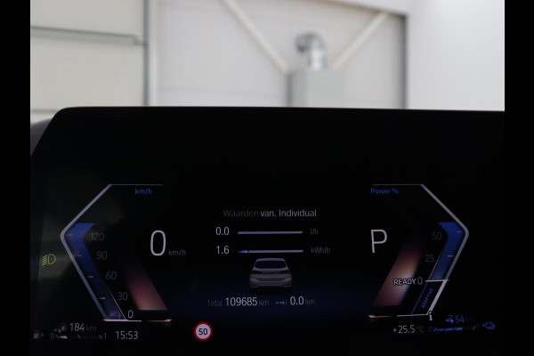 BMW 2 Serie 225 e xDrive Luxury Line | SOH 91,6% | Leder | Carplay | Navigatie | Sfeerverlichting | Cruise control | Climate control | Camera | Park assist |