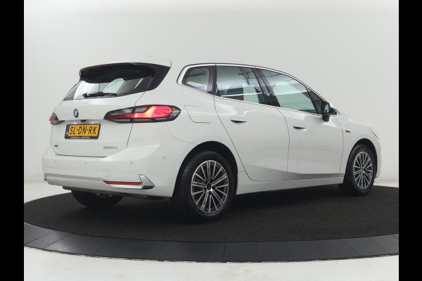 BMW 2 Serie 225 e xDrive Luxury Line | SOH 91,6% | Leder | Carplay | Navigatie | Sfeerverlichting | Cruise control | Climate control | Camera | Park assist |