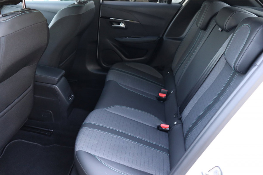 Peugeot 208 1.2 PT Allure parelmoer met. org.NL h.leer navi carplay