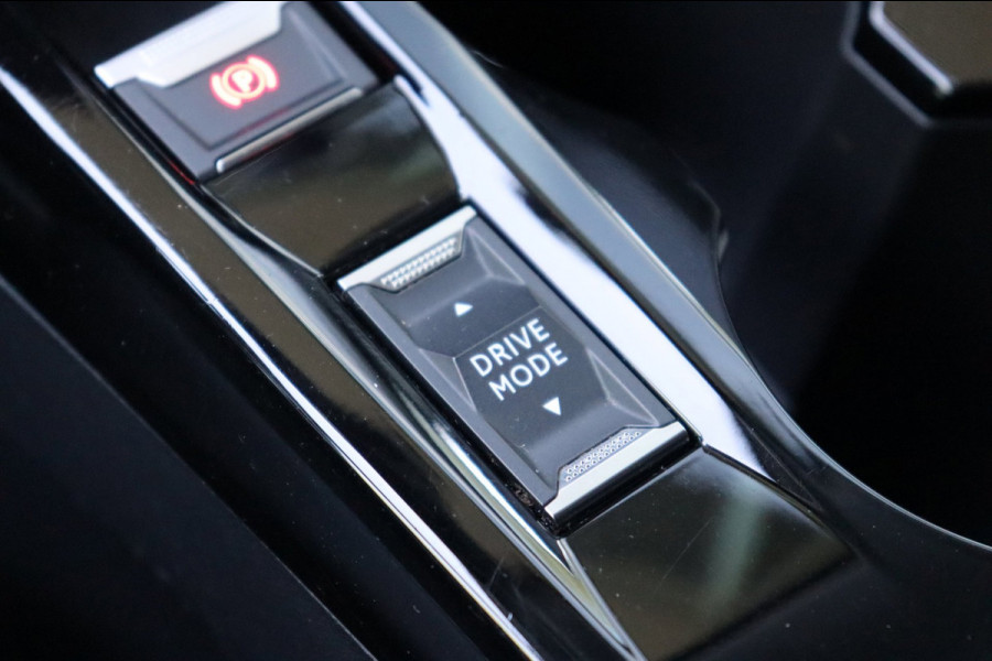 Peugeot 208 1.2 PT Allure parelmoer met. org.NL h.leer navi carplay