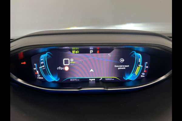 Peugeot 3008 1.6 HYbrid 225 GT Pack Business Night Vision Panoramadak Focal ACC Keyless Camera LED Dodehoek CarPlay