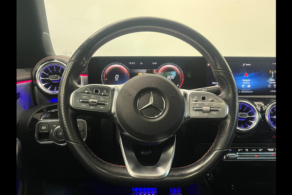 Mercedes-Benz CLA-Klasse Shooting Brake 180 Business Solution AMG Panoramadak Trekhaak Multibeam LED Nightpakket